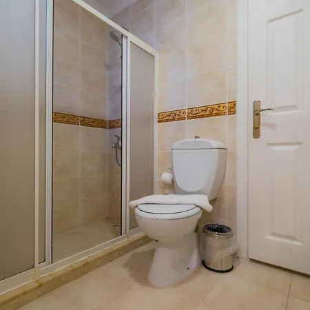 Infinity Beyaz Vila Fethiye