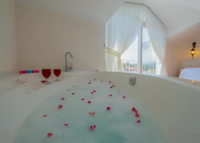 Infinity Beyaz Villa Fethiye