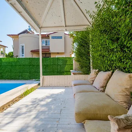 Βίλα Infinity Beyaz